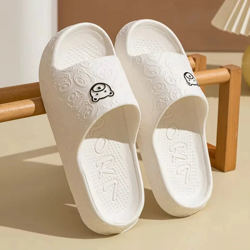 Little Bear Print Couple Slippers 🐻