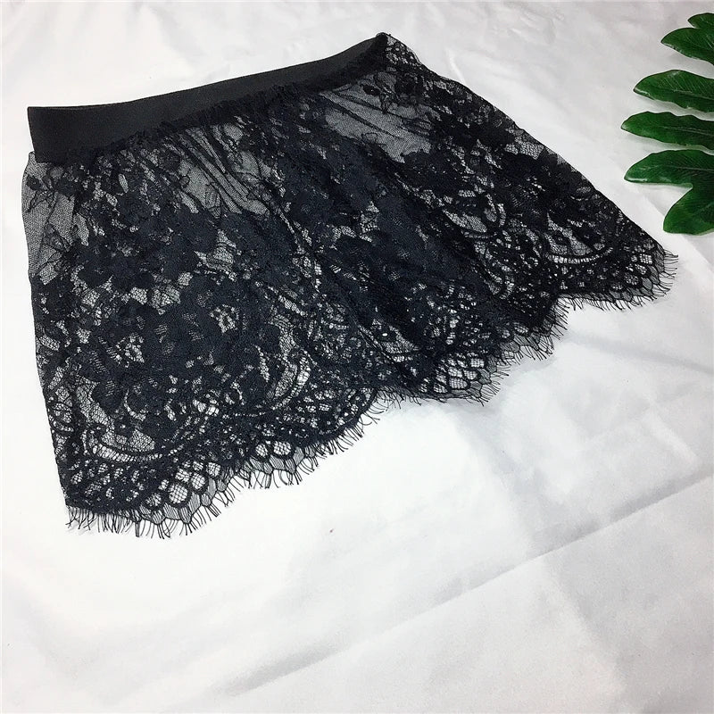Floral Lace Mini Skirt 🌸