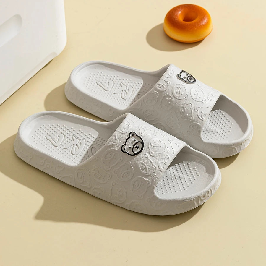Little Bear Print Couple Slippers 🐻