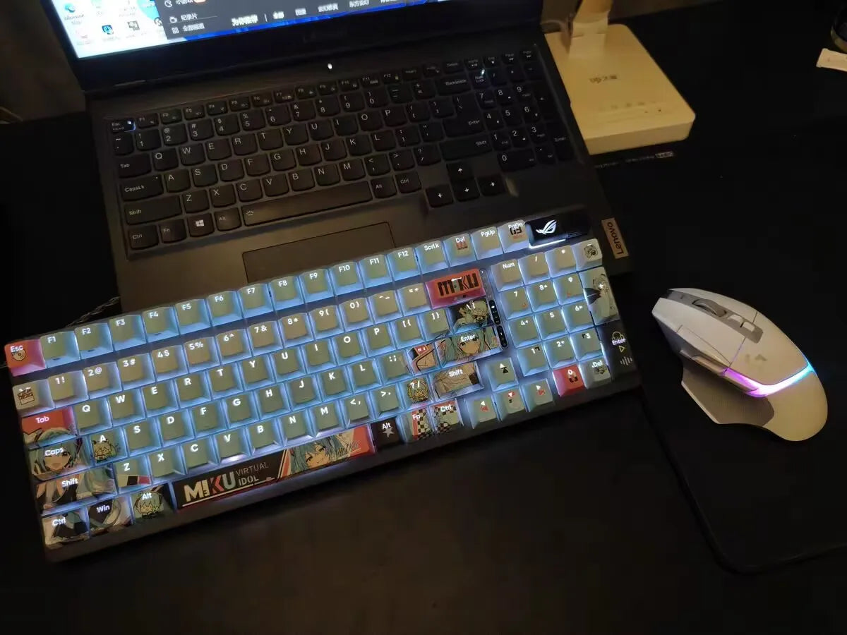 Hatsune Miku Mechanical Keycaps 122-Key 🎵