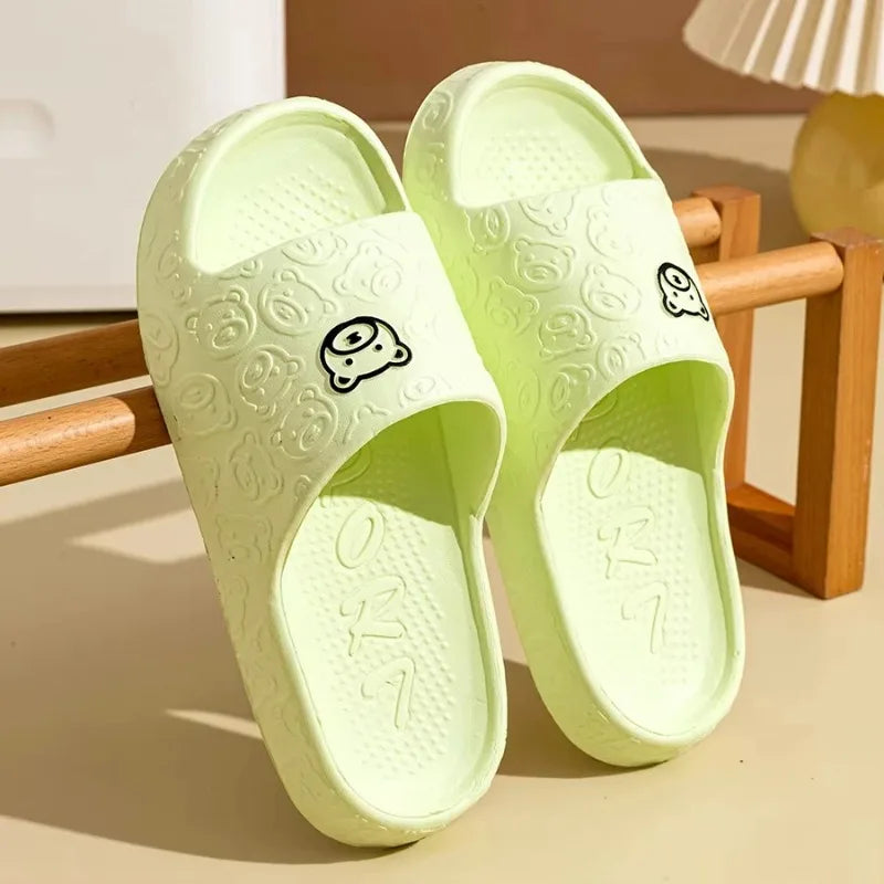 Little Bear Print Couple Slippers 🐻